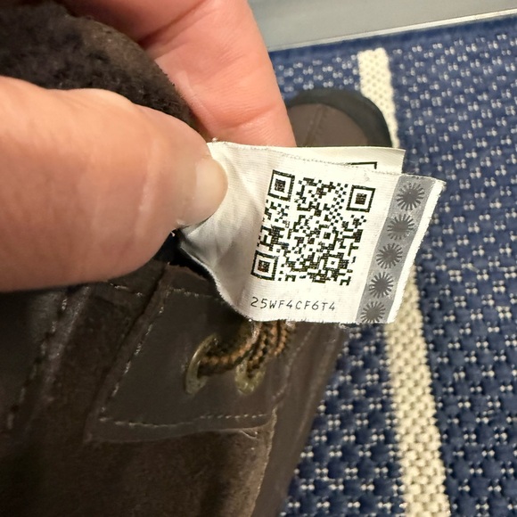 UGG ADIRONDACK 7.5 Women's Outdoor Waterproof Brown Leather Suede Boot Winter - Picture 14 of 16